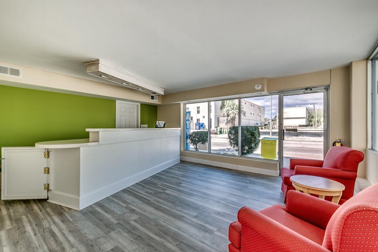 Beachcomber Inn & Suites Миртл-Бич Экстерьер фото